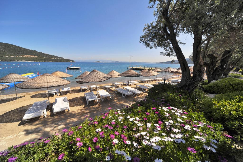Izer Hotel Beach Club Torba Ngoại thất bức ảnh