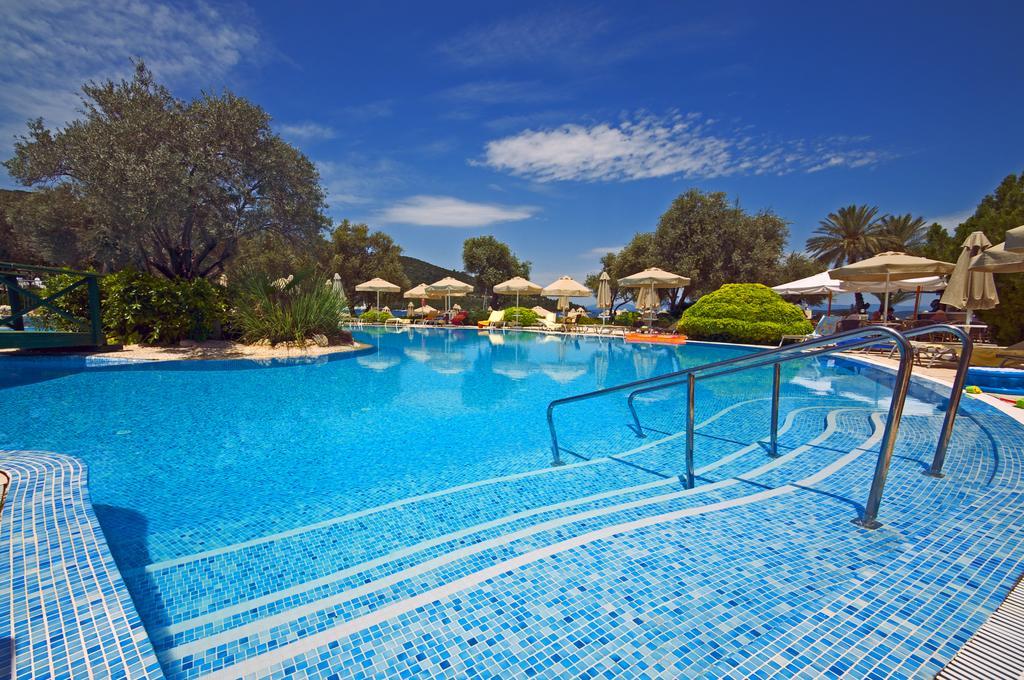 Izer Hotel Beach Club Torba Ngoại thất bức ảnh