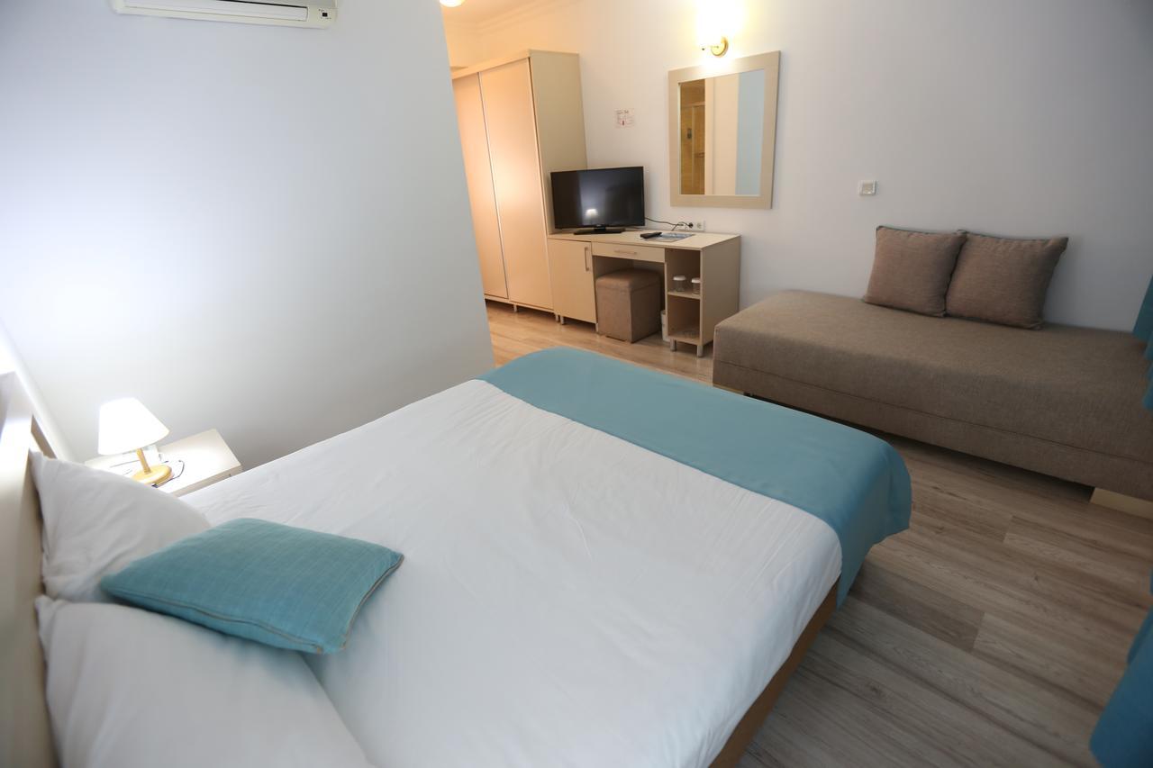 Izer Hotel Beach Club Torba Ngoại thất bức ảnh
