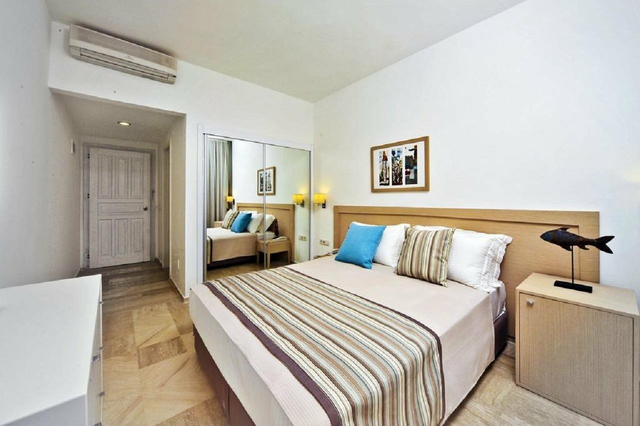 Izer Hotel Beach Club Torba Ngoại thất bức ảnh
